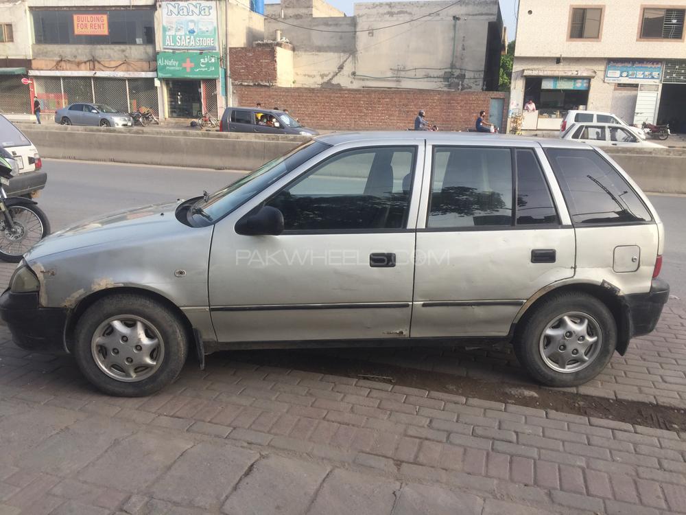Suzuki Cultus 2001 for Sale in Lahore Suzuki Cultus 2001 for Sale in Lahore Image-7