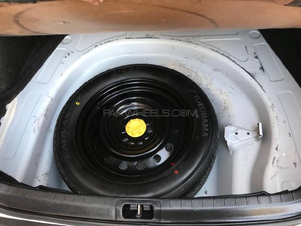 Toyota Corolla 2019 for Sale in Karachi Toyota Corolla 2019 for Sale in Karachi Image-6