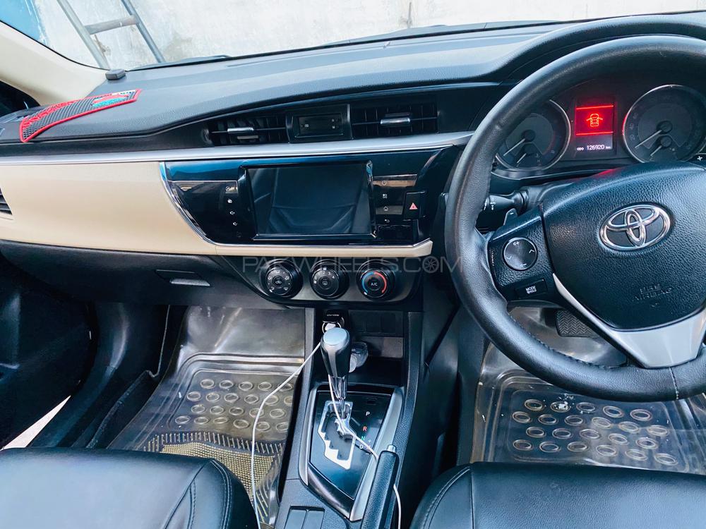 Toyota Corolla 2015 for Sale in Rawalpindi Toyota Corolla 2015 for Sale in Rawalpindi Image-2