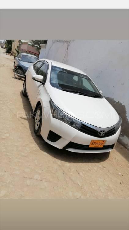 Toyota Corolla 2015 for Sale in Karachi Image-1