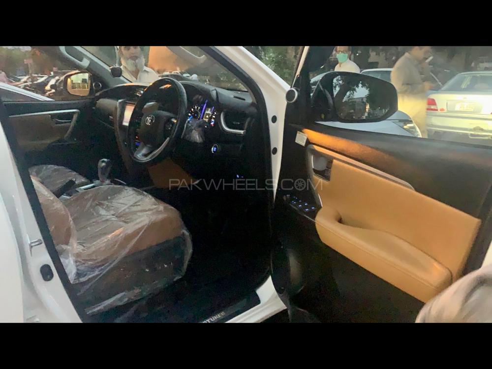Toyota Fortuner 2018 for Sale in Islamabad Toyota Fortuner 2018 for Sale in Islamabad Image-6
