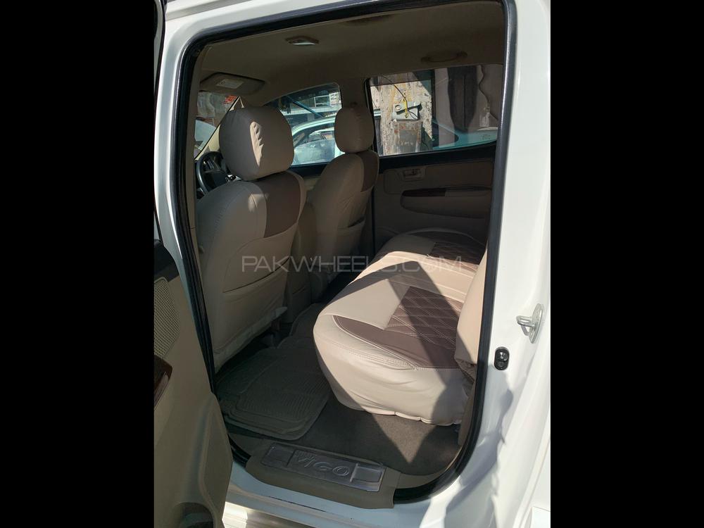 Toyota Hilux 2016 for Sale in Islamabad Toyota Hilux 2016 for Sale in Islamabad Image-4