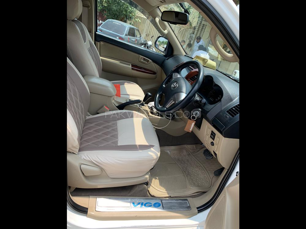Toyota Hilux 2016 for Sale in Islamabad Toyota Hilux 2016 for Sale in Islamabad Image-7