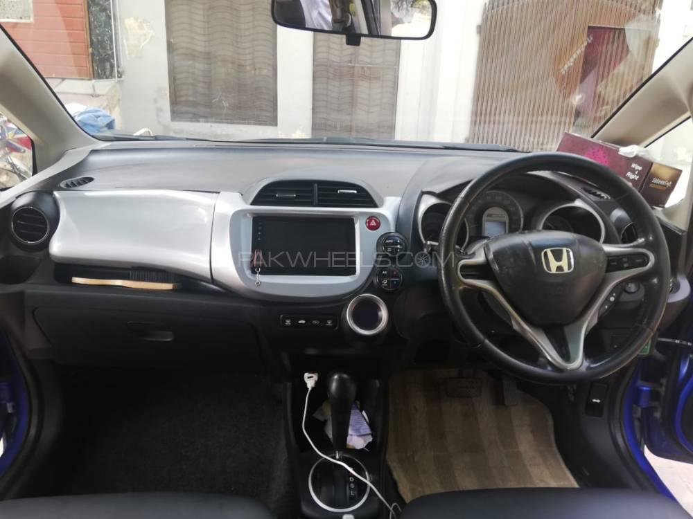 Honda Fit 2012 for Sale in Lahore Honda Fit 2012 for Sale in Lahore Image-4