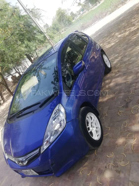 Honda Fit 2012 for Sale in Lahore Honda Fit 2012 for Sale in Lahore Image-10