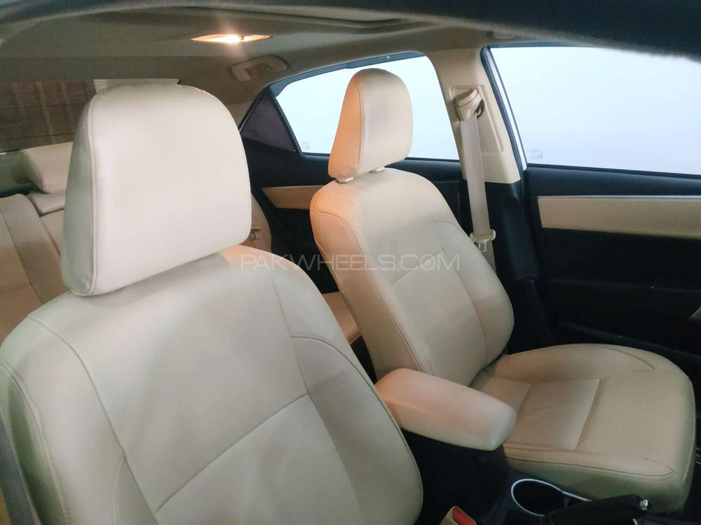 Toyota Corolla 2017 for Sale in Islamabad Toyota Corolla 2017 for Sale in Islamabad Image-9