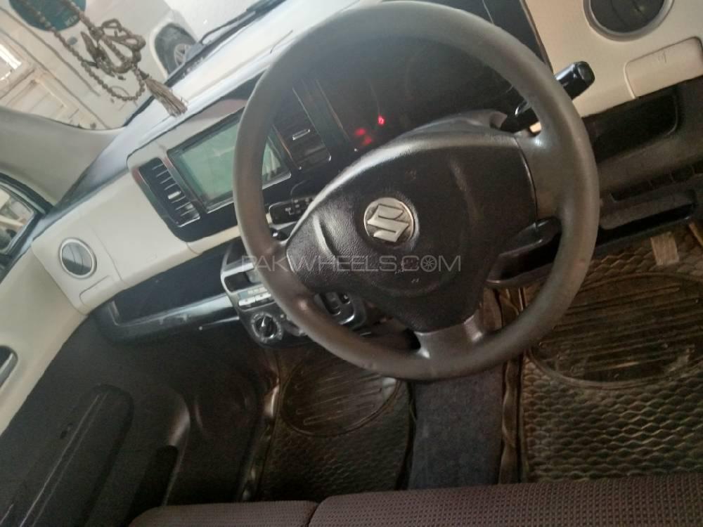 Suzuki MR Wagon 2011 for Sale in Lahore Image-1