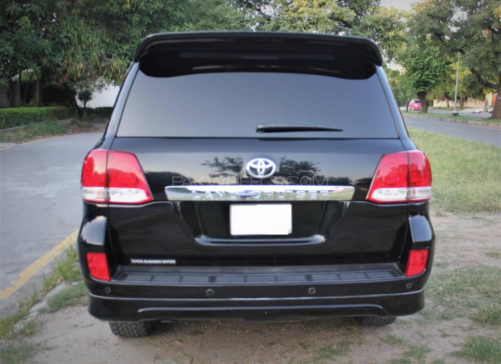 Toyota Land Cruiser 2011 for Sale in Rawalpindi Toyota Land Cruiser 2011 for Sale in Rawalpindi Image-4