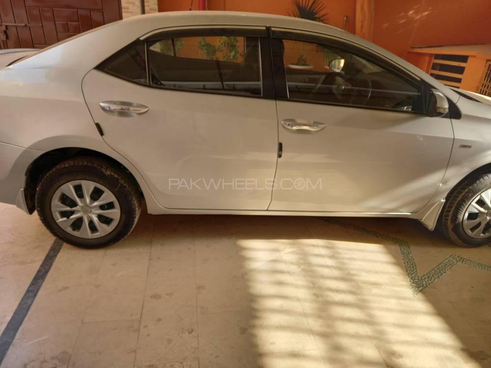 Toyota Corolla 2017 for Sale in Multan Toyota Corolla 2017 for Sale in Multan Image-3