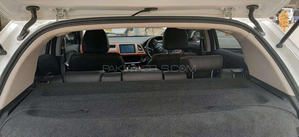 Honda Vezel 2014 for Sale in Karachi Honda Vezel 2014 for Sale in Karachi Image-8
