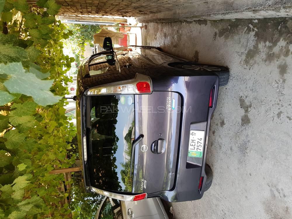 Nissan Dayz Highway Star 2014 for Sale in Peshawar Nissan Dayz Highway Star 2014 for Sale in Peshawar Image-6