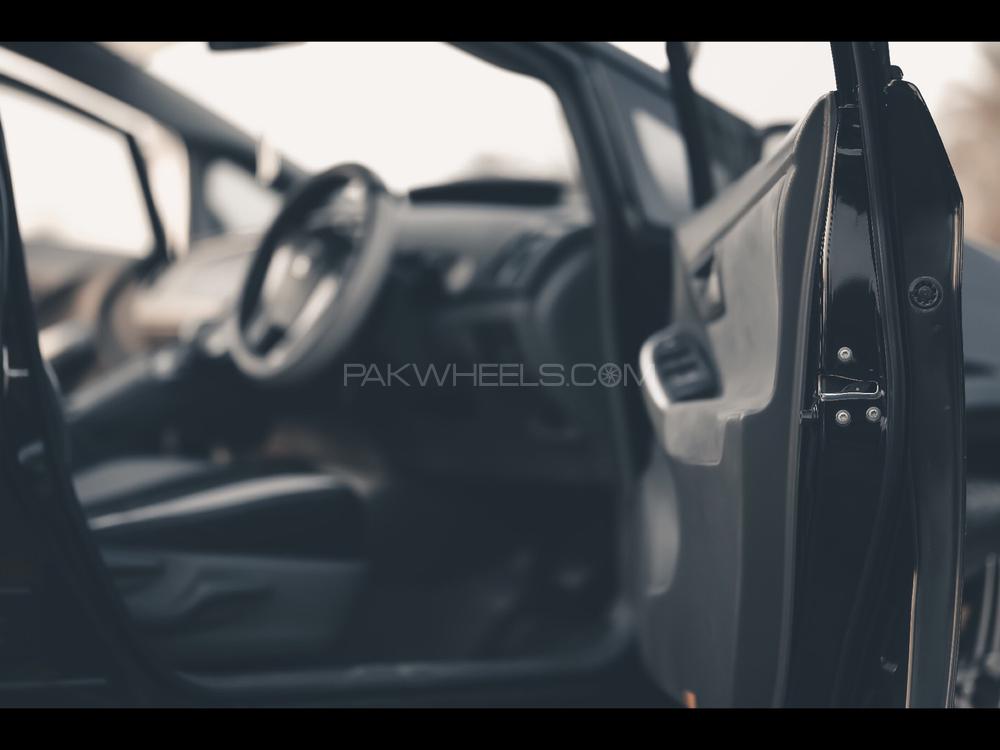 Toyota Prius 2014 for Sale in Rahim Yar Khan Toyota Prius 2014 for Sale in Rahim Yar Khan Image-20