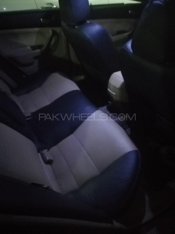 Honda Accord 2003 for Sale in Dera ismail khan Honda Accord 2003 for Sale in Dera ismail khan Image-6