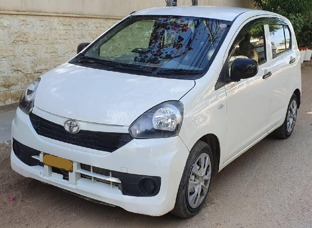 Toyota Pixis Epoch 2015 for Sale in Karachi Image-1