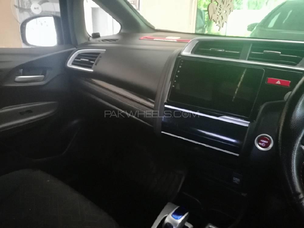 Honda Fit 2014 for Sale in Nowshera Honda Fit 2014 for Sale in Nowshera Image-8