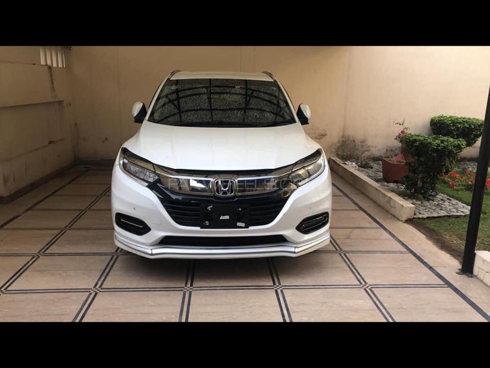 Honda Vezel 2018 for Sale in Sialkot Image-1