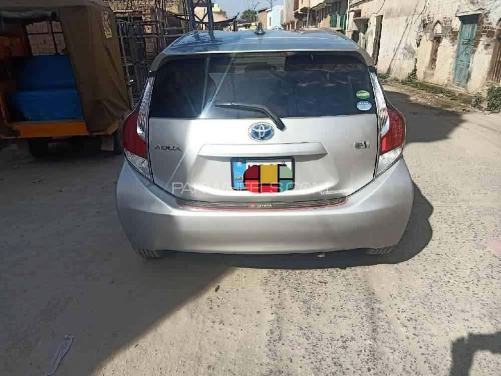 Toyota Aqua 2015 for Sale in Rawalpindi Toyota Aqua 2015 for Sale in Rawalpindi Image-12