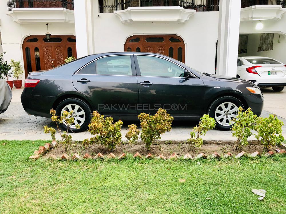 Toyota Camry 2006 for Sale in Lahore Image-1