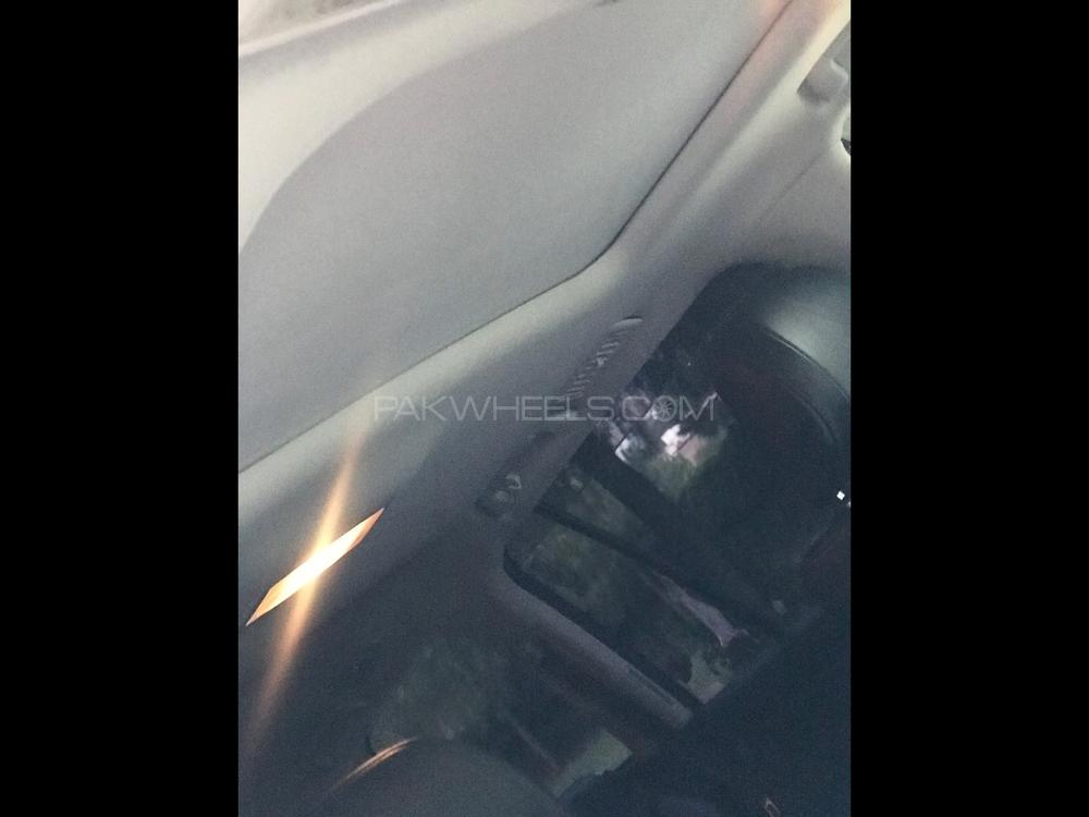 Toyota Land Cruiser 2010 for Sale in Islamabad Toyota Land Cruiser 2010 for Sale in Islamabad Image-9