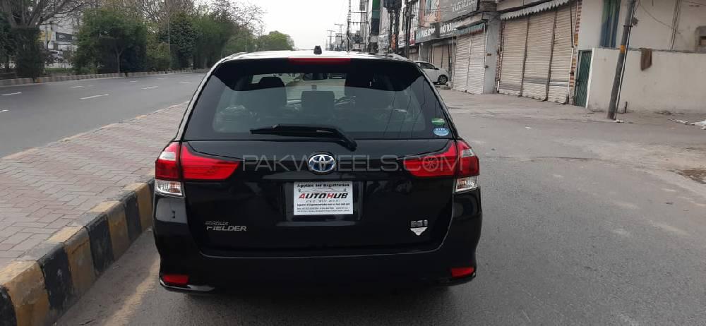 Toyota Corolla Fielder 2017 for Sale in Lahore Toyota Corolla Fielder 2017 for Sale in Lahore Image-11