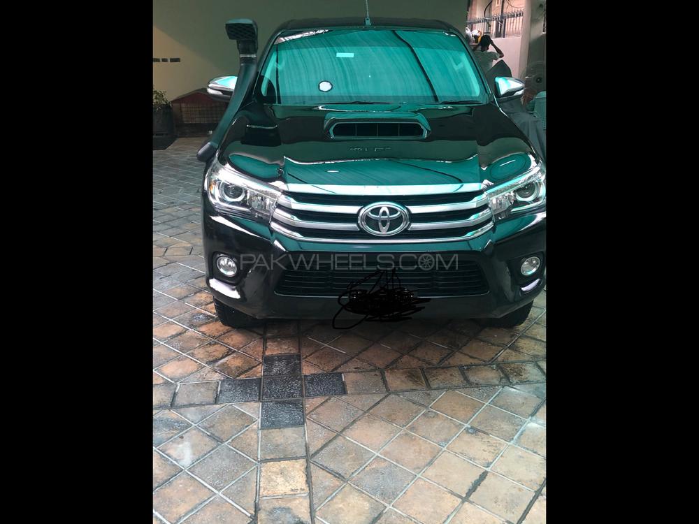 Toyota Hilux 2017 for Sale in Lahore Image-1