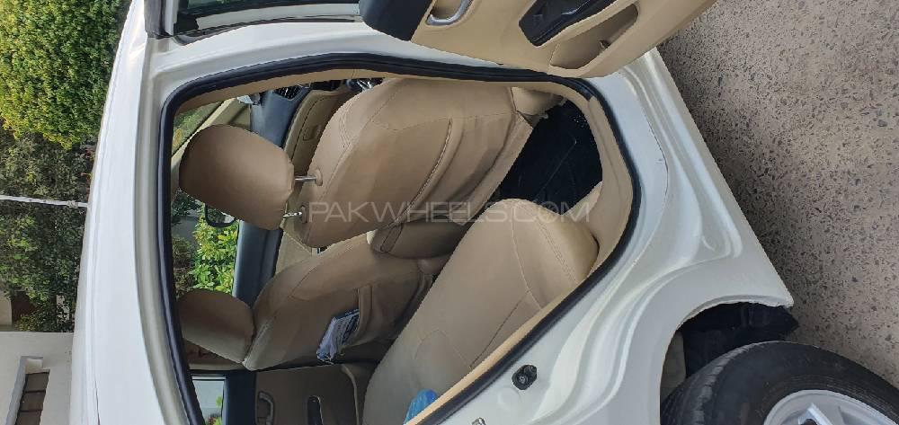 Honda Civic 2016 for Sale in Bahawalpur Honda Civic 2016 for Sale in Bahawalpur Image-5