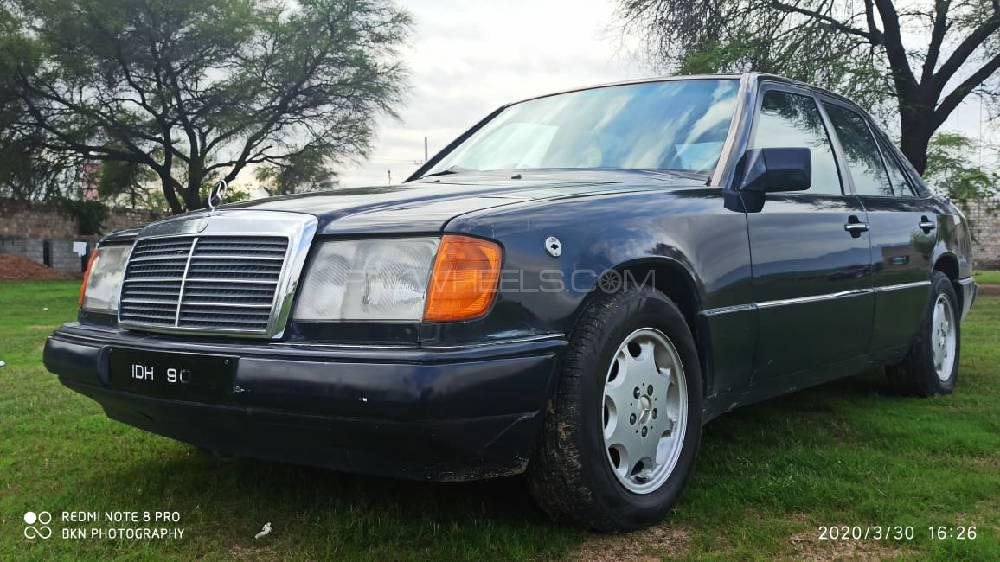 Mercedes Benz E Class 1992 for Sale in Islamabad Mercedes Benz E Class 1992 for Sale in Islamabad Image-5