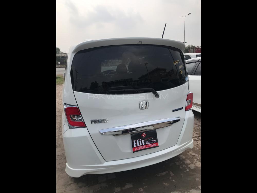 Honda Freed 2015 for Sale in Gujranwala Honda Freed 2015 for Sale in Gujranwala Image-4
