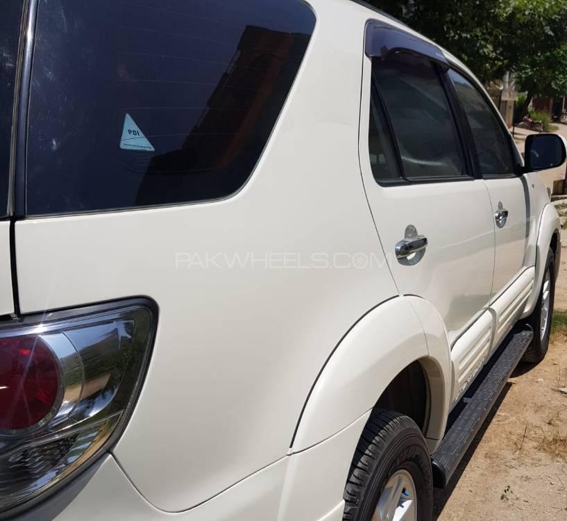 Toyota Fortuner 2013 for Sale in Islamabad Toyota Fortuner 2013 for Sale in Islamabad Image-3