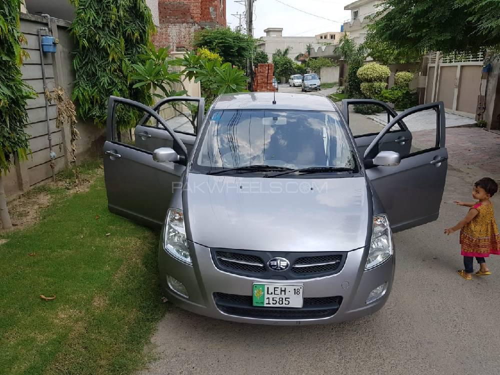 FAW V2 2018 for Sale in Lahore Image-1