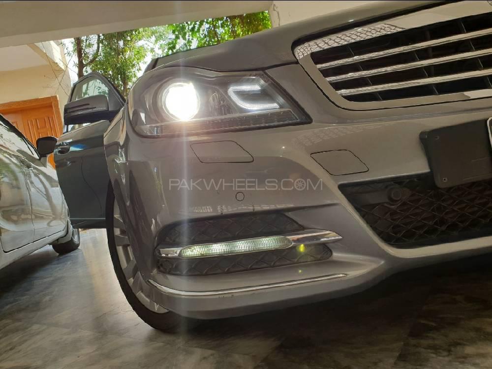 Mercedes Benz C Class 2011 for Sale in Lahore Image-1
