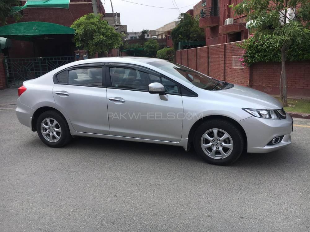 Honda Civic 2016 for Sale in Lahore Honda Civic 2016 for Sale in Lahore Image-8