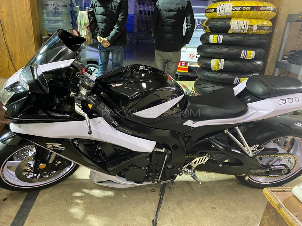 سوزوکی GSX-R600 2009 for Sale سوزوکی GSX-R600 2009 for Sale Image-6