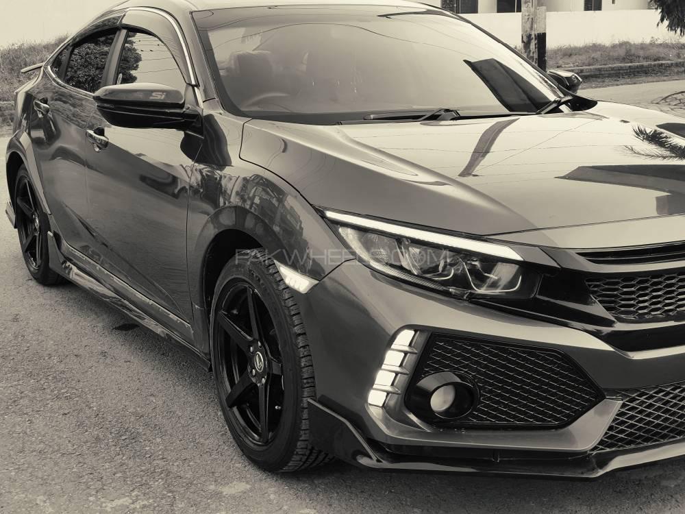 Honda Civic 2018 for Sale in Sialkot Honda Civic 2018 for Sale in Sialkot Image-6