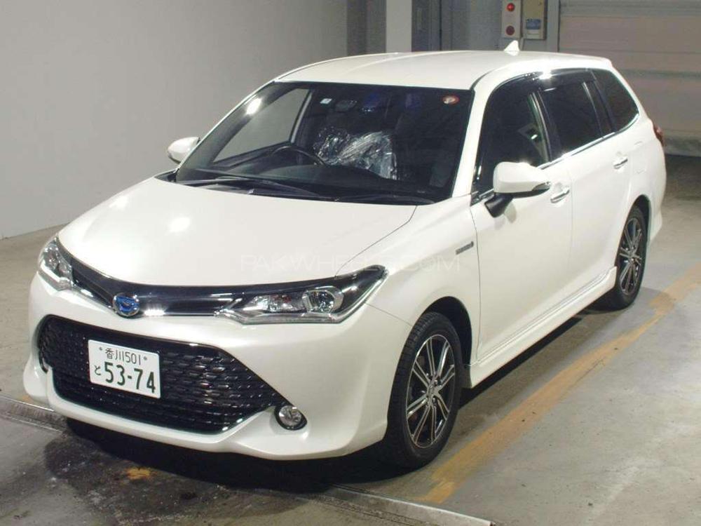 Toyota Corolla Fielder 2017 for Sale in Karachi Image-1