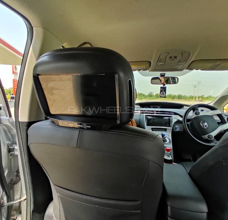 Toyota Prius 2013 for Sale in Faisalabad Toyota Prius 2013 for Sale in Faisalabad Image-7