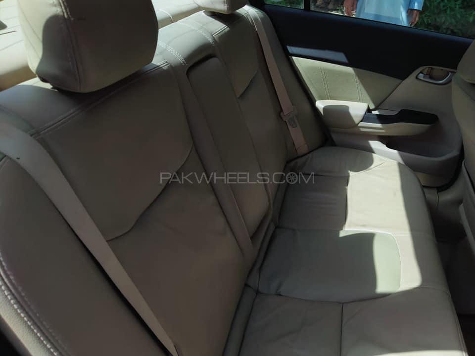 Honda Civic 2015 for Sale in Karachi Honda Civic 2015 for Sale in Karachi Image-4
