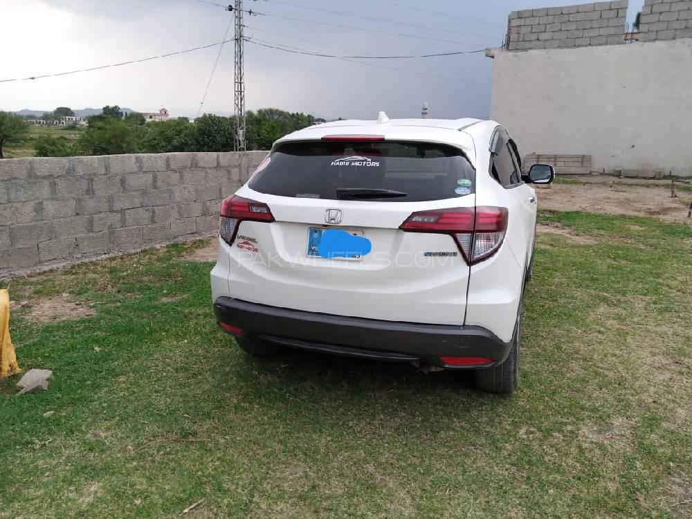 Honda Vezel 2014 for Sale in Rawalpindi Honda Vezel 2014 for Sale in Rawalpindi Image-7