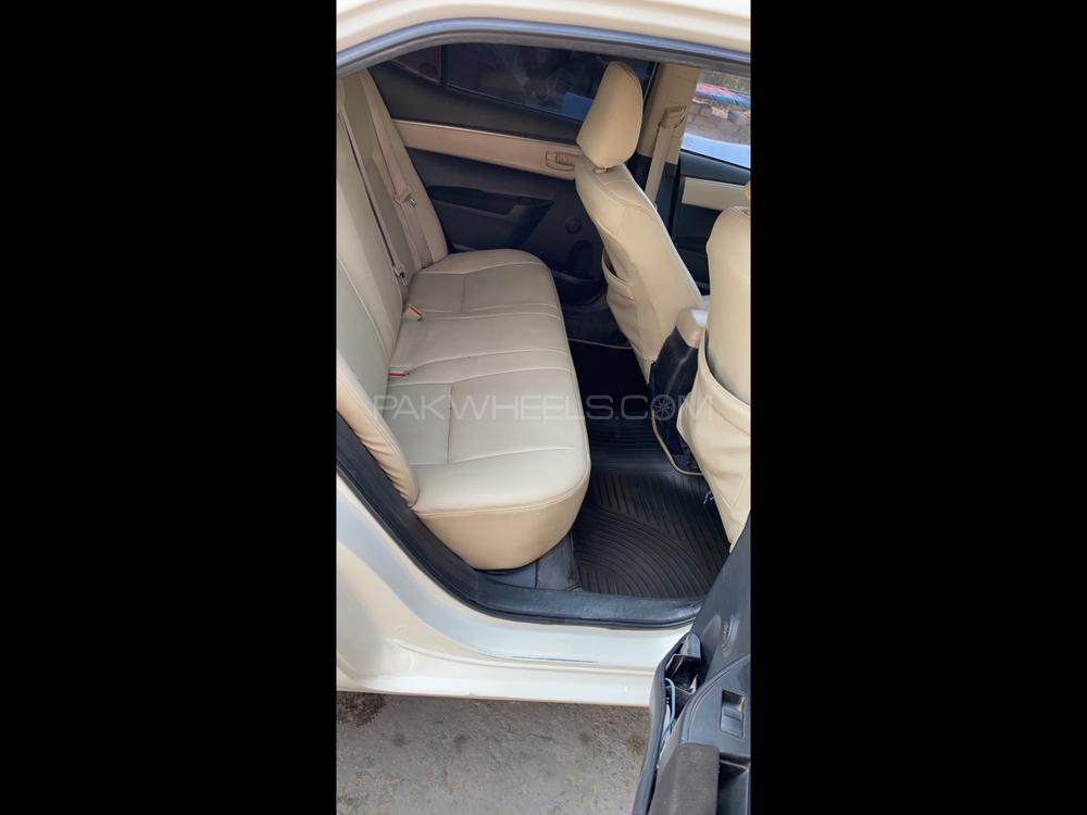 Toyota Corolla 2015 for Sale in Faisalabad Toyota Corolla 2015 for Sale in Faisalabad Image-3