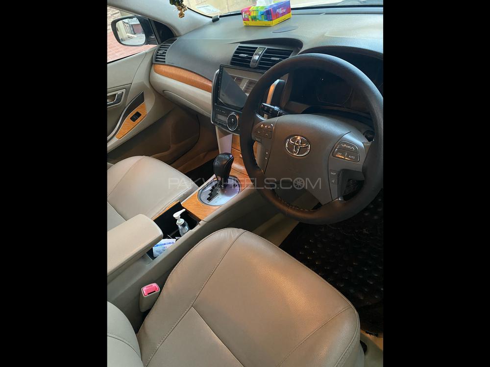 Toyota Premio 2008 for Sale in Hyderabad Toyota Premio 2008 for Sale in Hyderabad Image-3