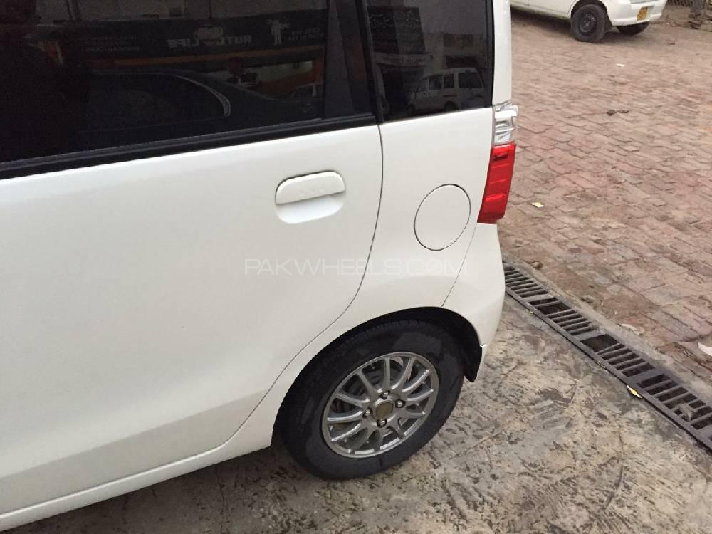 Honda Life 2014 for Sale in Lahore Honda Life 2014 for Sale in Lahore Image-6