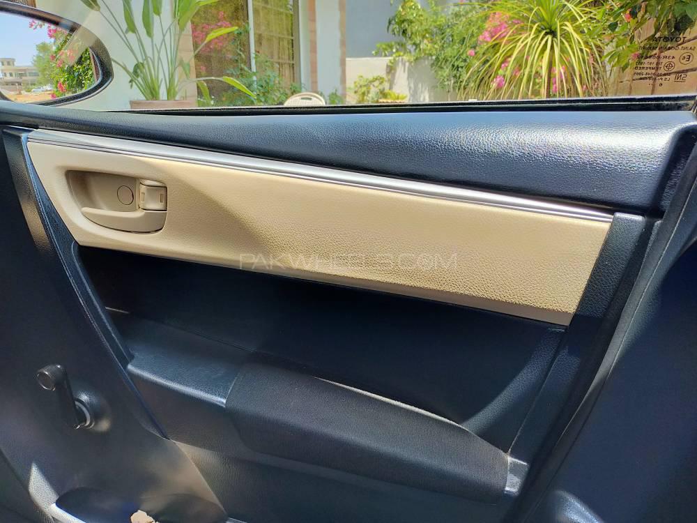 Toyota Corolla 2017 for Sale in Islamabad Toyota Corolla 2017 for Sale in Islamabad Image-12