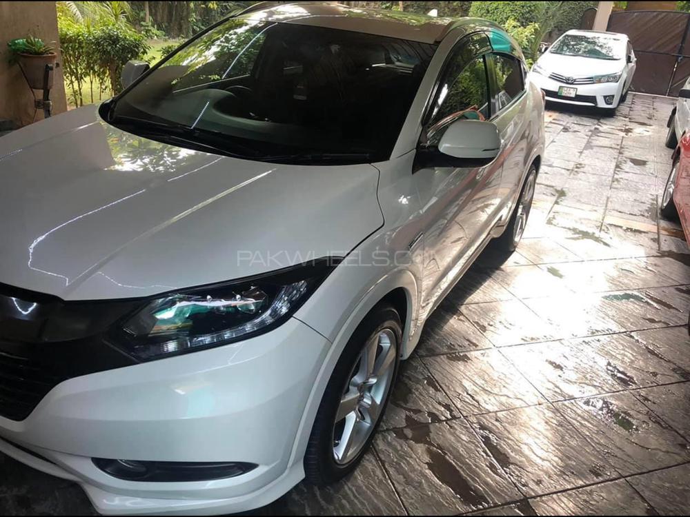 Honda Vezel 2015 for Sale in Lahore Honda Vezel 2015 for Sale in Lahore Image-5