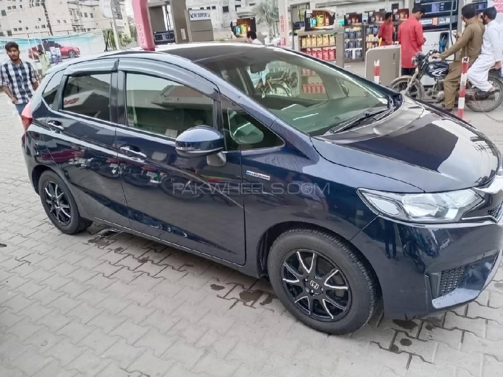 Honda Fit 2015 for Sale in Karachi Honda Fit 2015 for Sale in Karachi Image-6