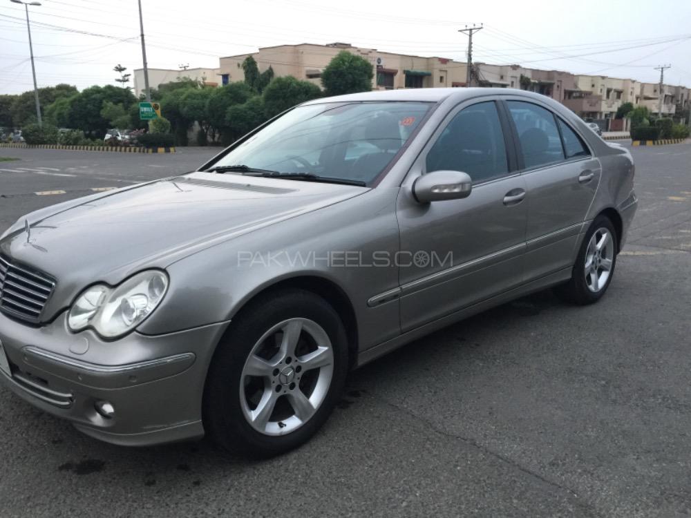 مرسڈیز بینز سی کلاس 2006 for Sale in لاہور مرسڈیز بینز سی کلاس 2006 for Sale in لاہور Image-5