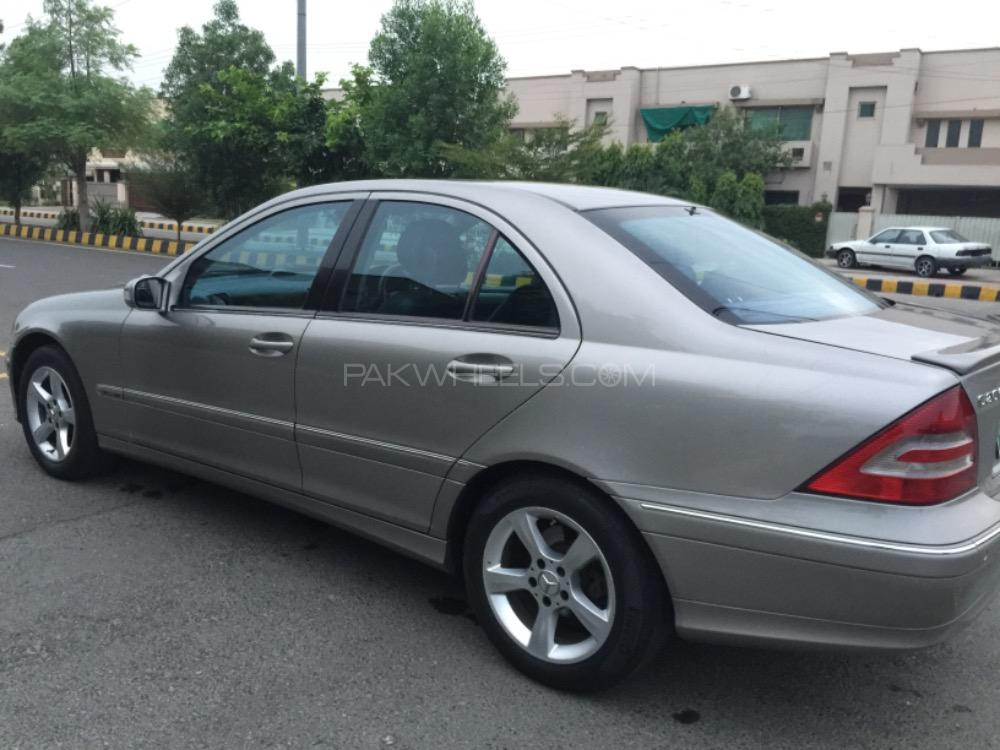 مرسڈیز بینز سی کلاس 2006 for Sale in لاہور مرسڈیز بینز سی کلاس 2006 for Sale in لاہور Image-6