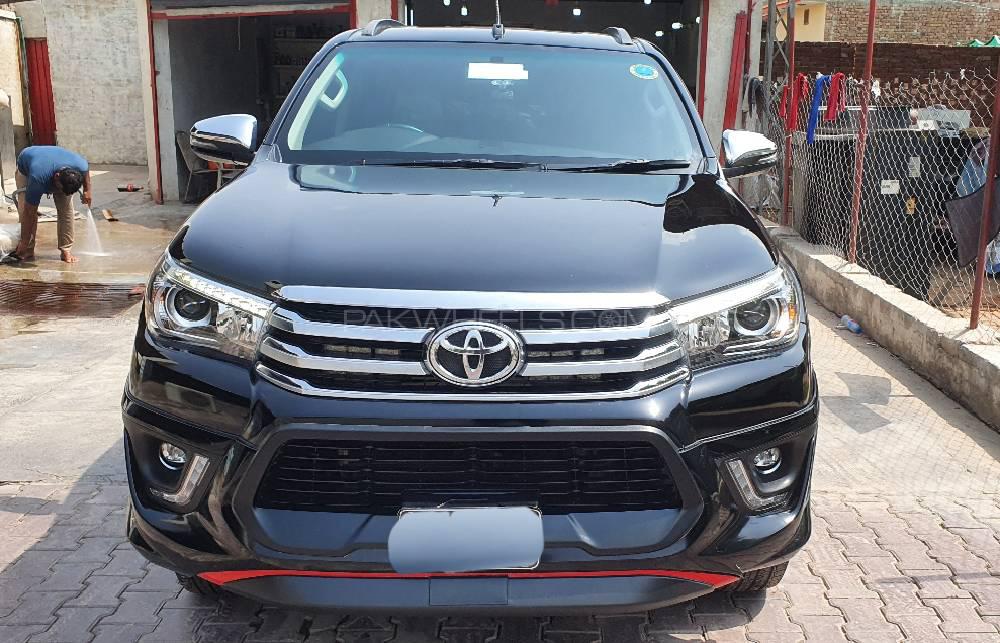 Toyota Hilux 2018 for Sale in Multan Image-1