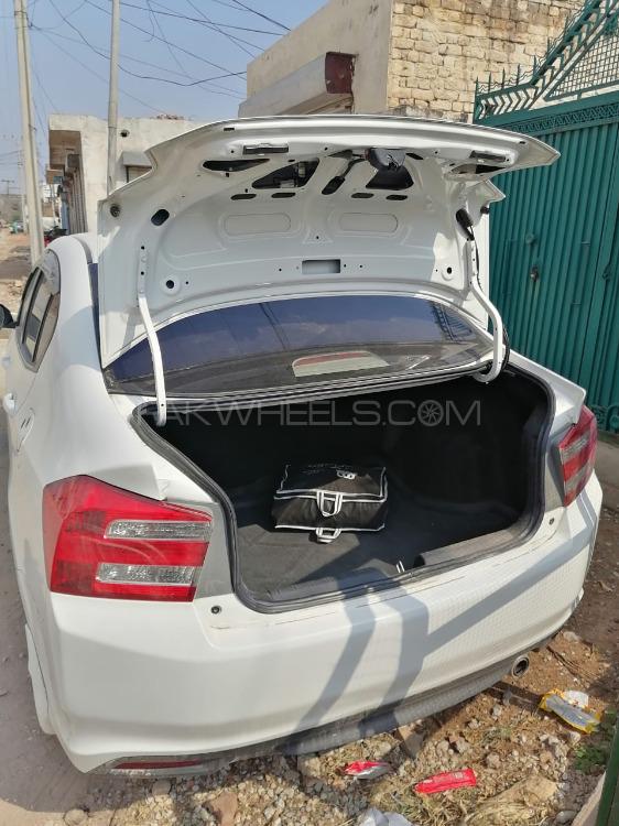 ہونڈا سٹی 2015 for Sale in کھیوڑہ ہونڈا سٹی 2015 for Sale in کھیوڑہ Image-3
