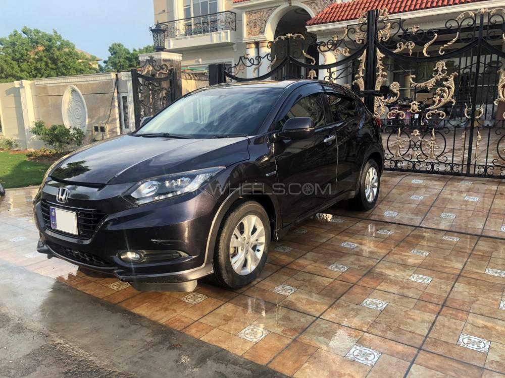Honda Vezel 2014 for Sale in Lahore Honda Vezel 2014 for Sale in Lahore Image-2
