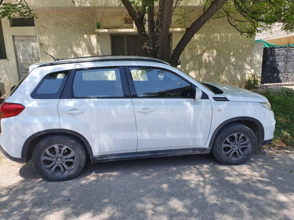 Suzuki Vitara 2017 for Sale in Islamabad Image-1